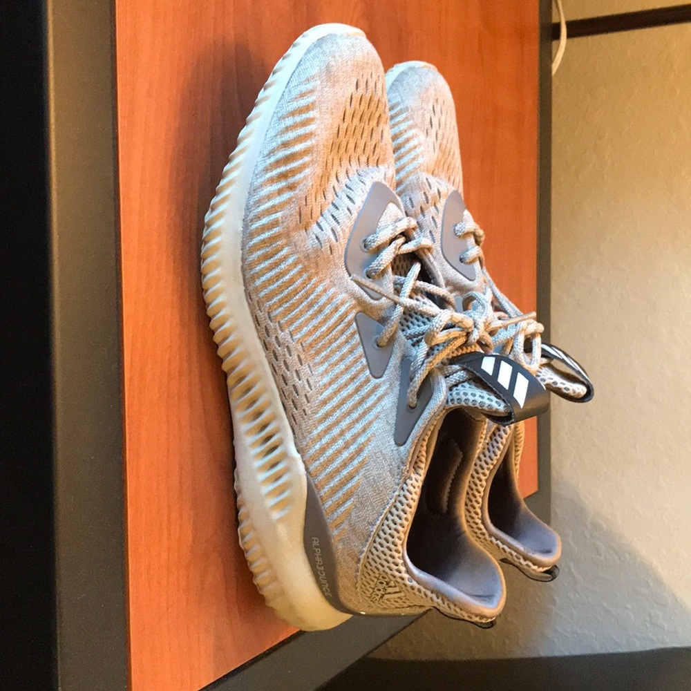 Adidas alphabounce tennis shoes